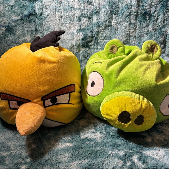 2x Bundle - Angry Birds - Yellow Bird & Green Pig Bean Bag Plush - Picture 1 of 14